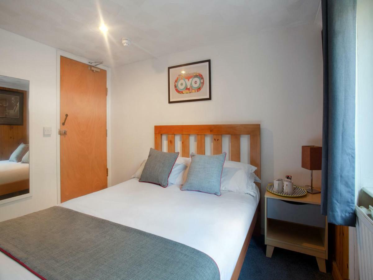 Oyo Avalon Lifestyle Guest House Hove Esterno foto