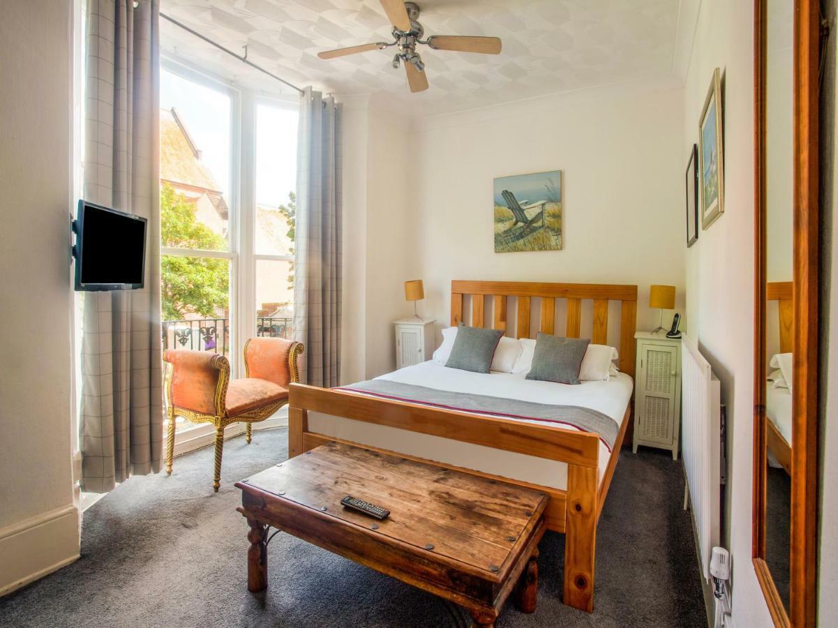 Oyo Avalon Lifestyle Guest House Hove Esterno foto