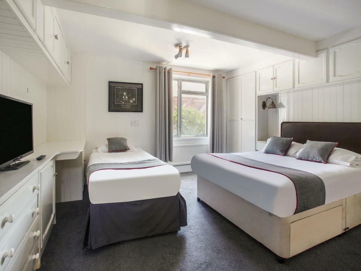 Oyo Avalon Lifestyle Guest House Hove Esterno foto
